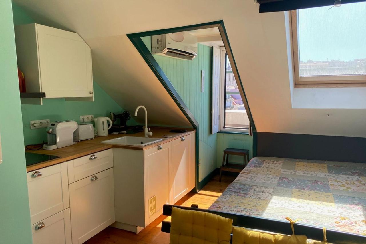 Lisbon Heart Apartments - Green Apartment by LovelyStay - 2