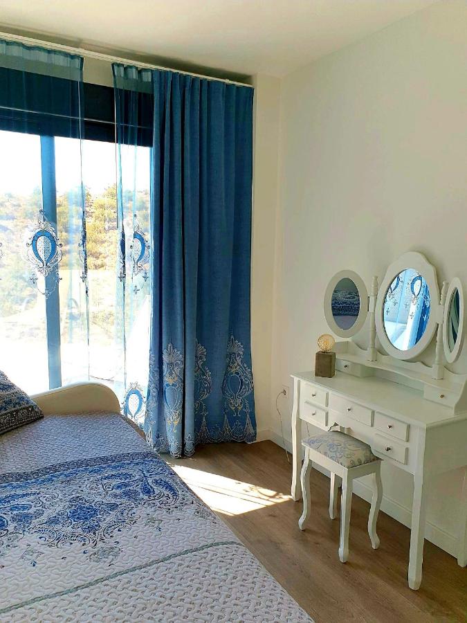 Wi-Fi alta velocidad de 1 Gbps rodeado de naturaleza - 2