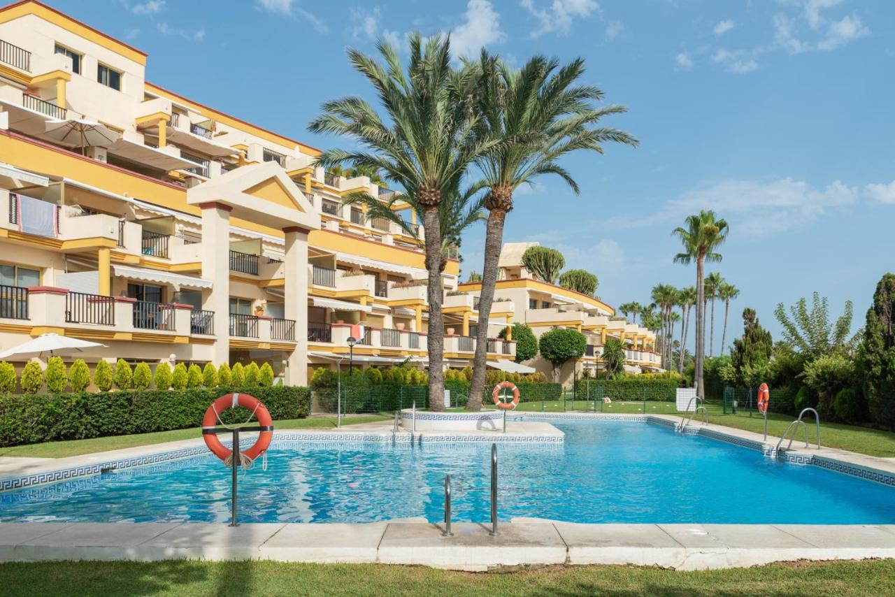 Romana Playa Marbella Vistas al Mar, Marbella – Updated 2022 ...