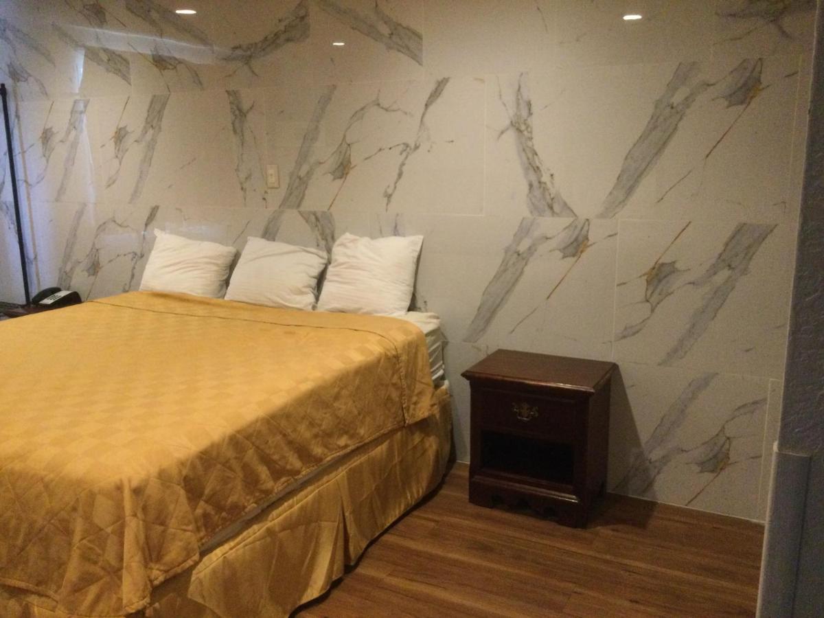 Executive Inn — photo 7
