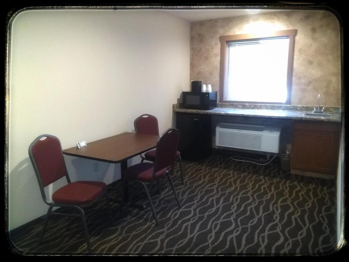 The Sunset Inn — photo 21
