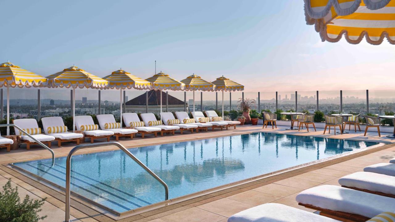 Rooftop swimming pool: Thompson Hollywood