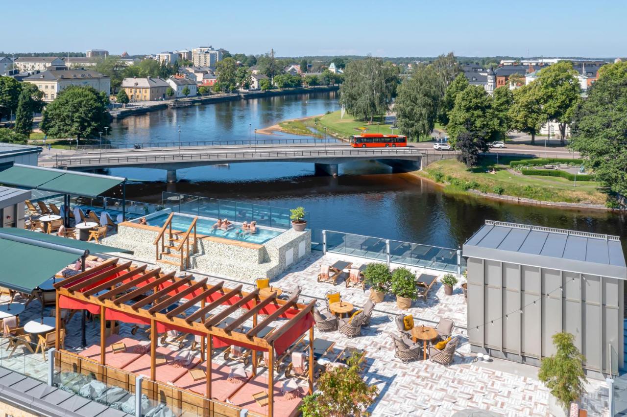 Rooftop swimming pool: Elite Stadshotellet Karlstad