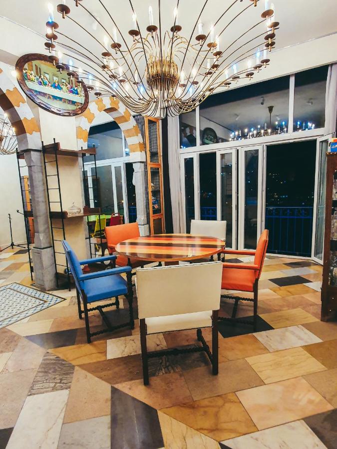 Damask Rose, Lebanese Guest House photo