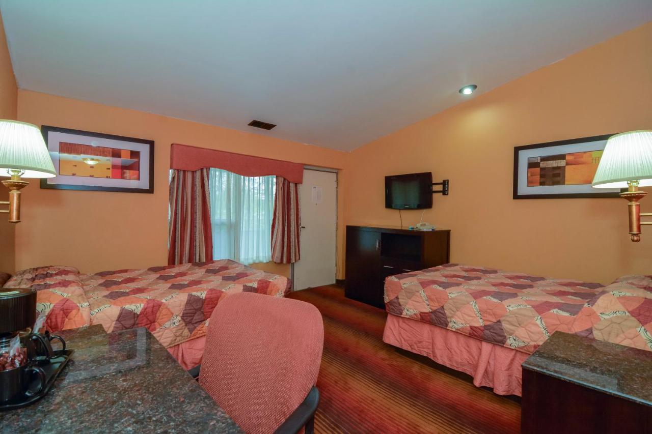 Mac Arthur Inn — photo 19
