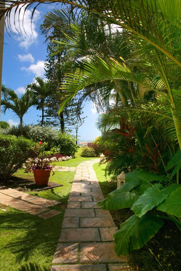 Blue Orchids Beach Hotel - 4