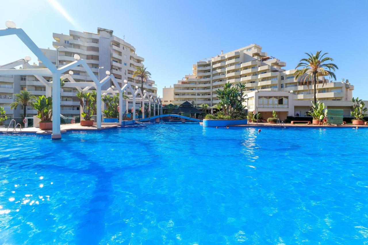 First Line Sea View Studio 905 in Benal Beach Resort with ...
