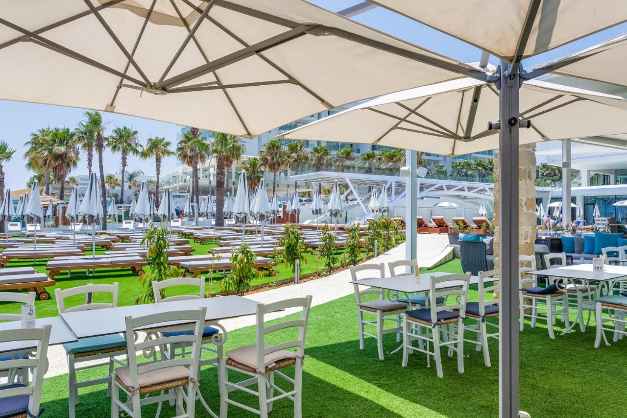 Flamingo Paradise Beach Hotel - Adults Only photo
