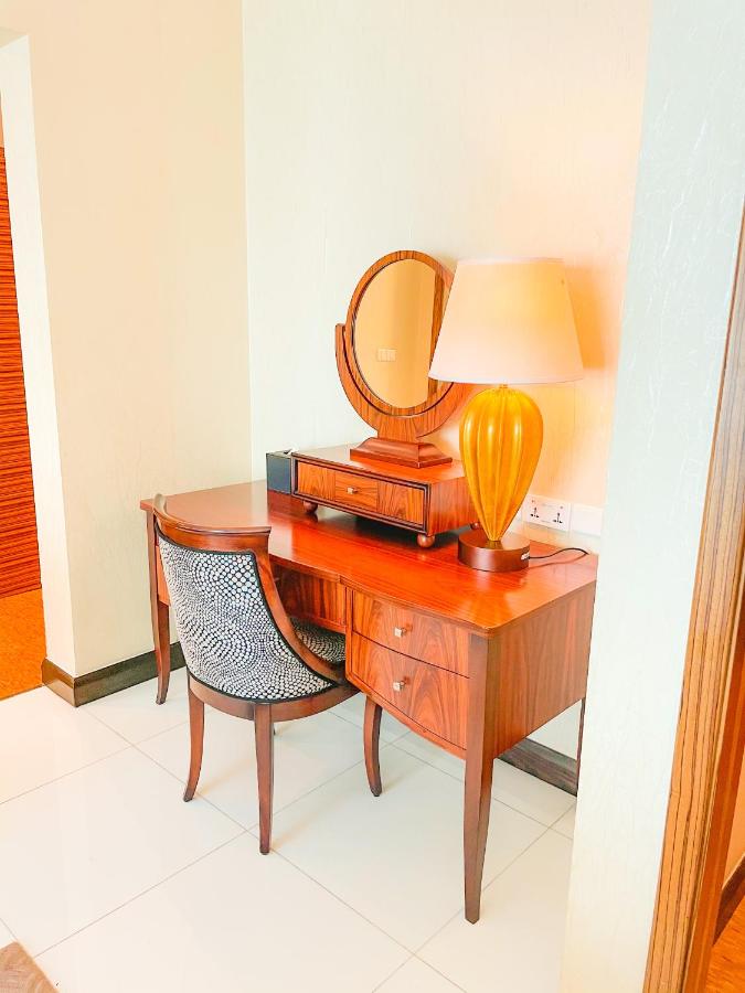 Swissôtel Al Murooj Dubai photo
