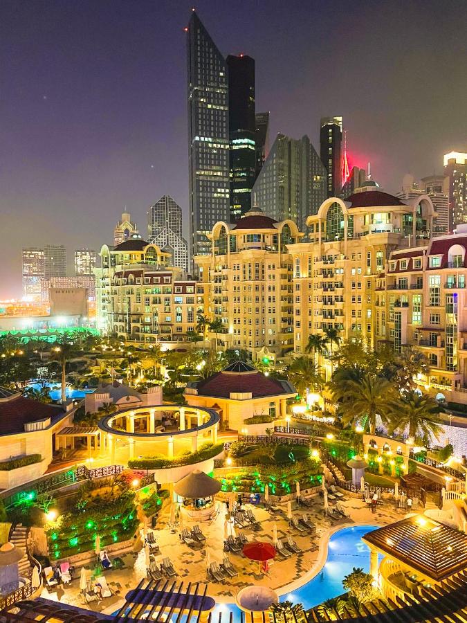 Swissôtel Al Murooj Dubai photo
