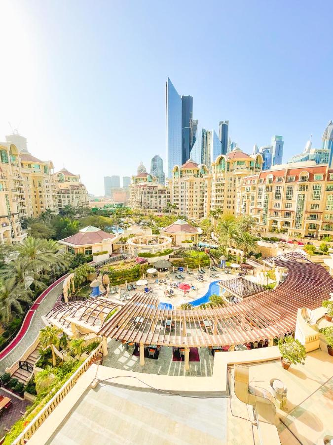 Swissôtel Al Murooj Dubai photo