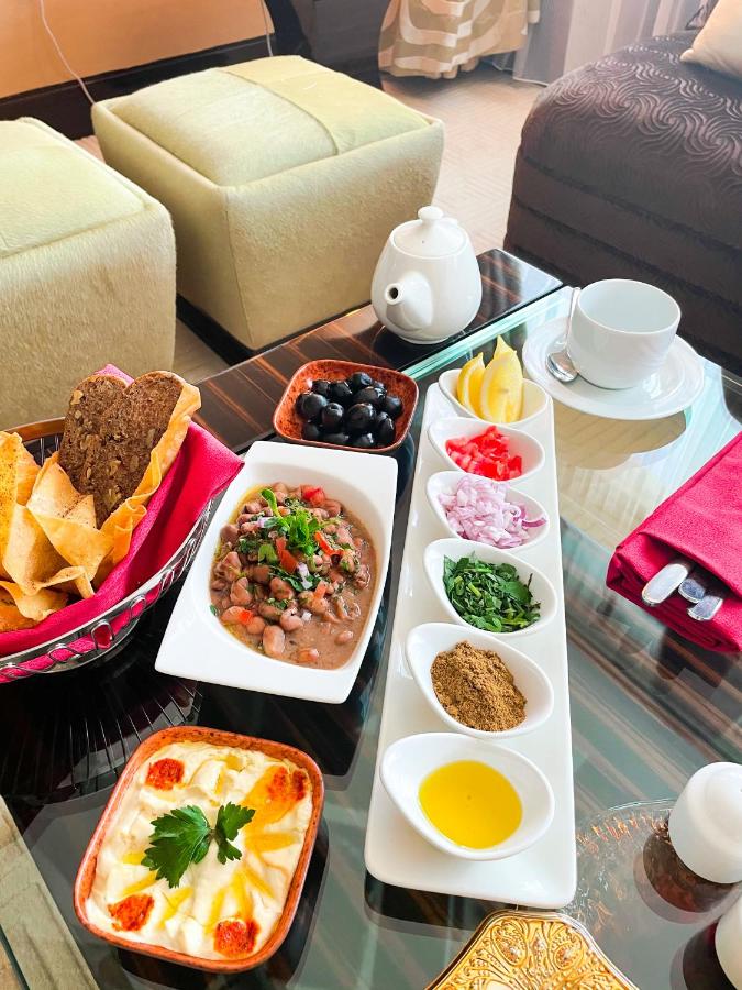 Mövenpick Grand Al Bustan photo