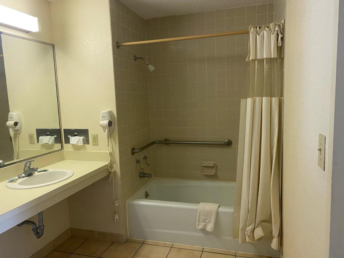 Villa south Motor Inn — photo 18