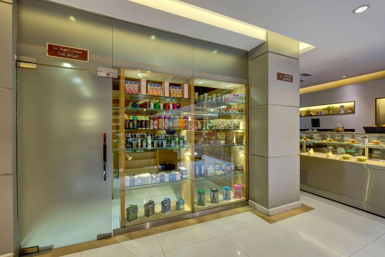 Howard Johnson Plaza by Wyndham Dubai Deira photo