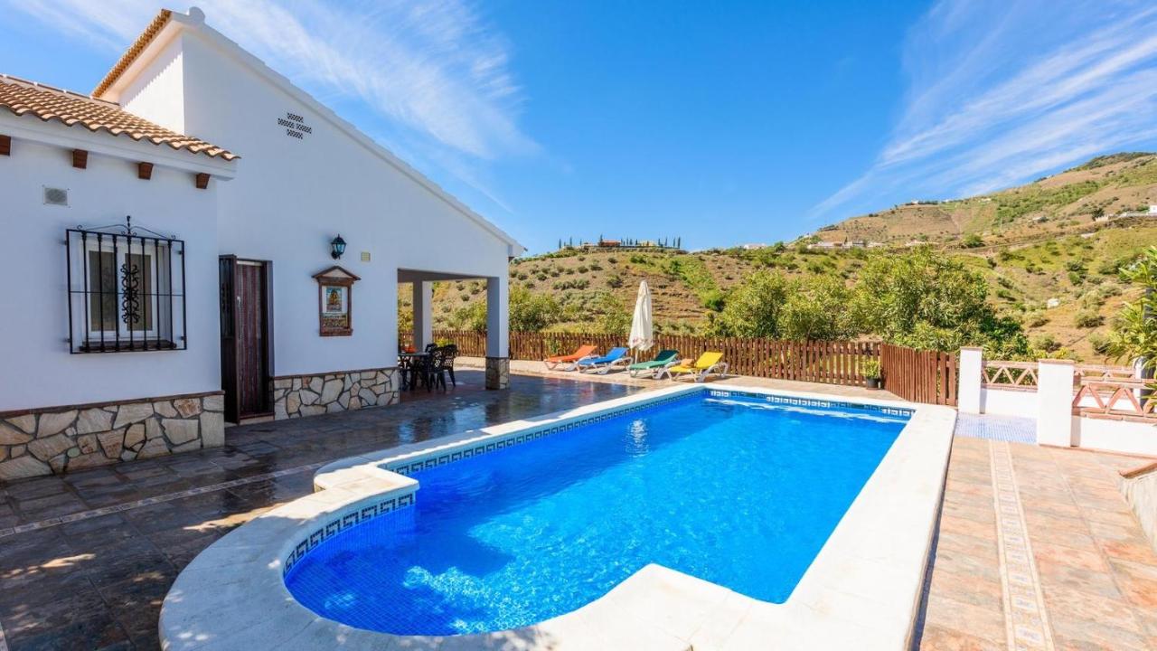 Villa Casa Anavama Canillas de Albaida by Ruralidays, Árchez ...