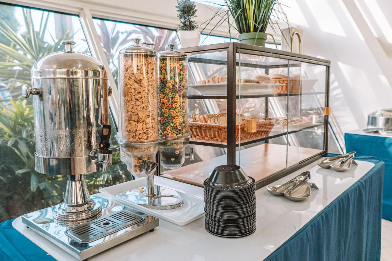 Nuvo Suites Hotel - Miami Doral - 2