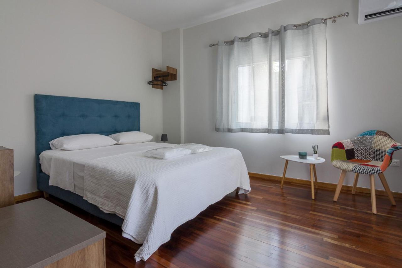 105 Adrianou Plaka - 3