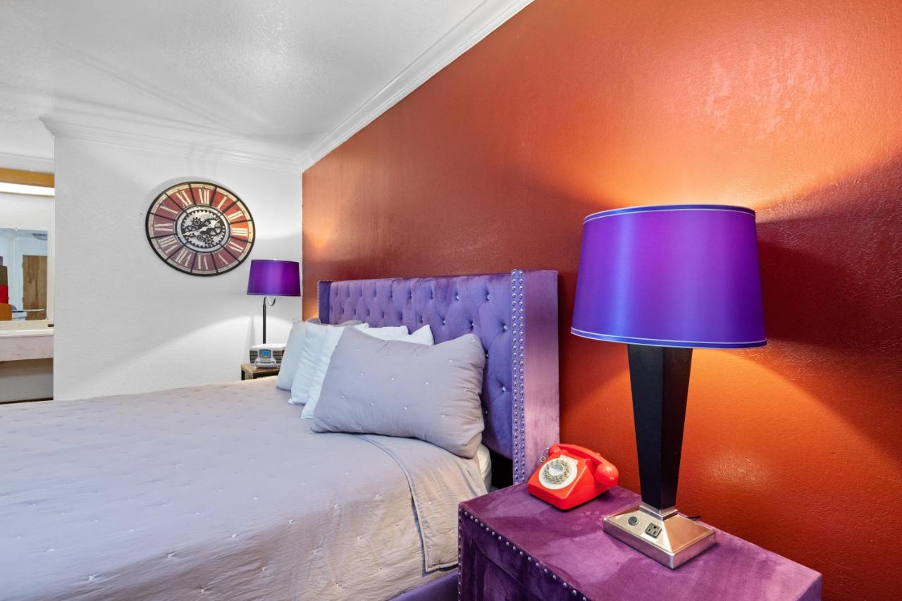 Americana Inn Motel — photo 17