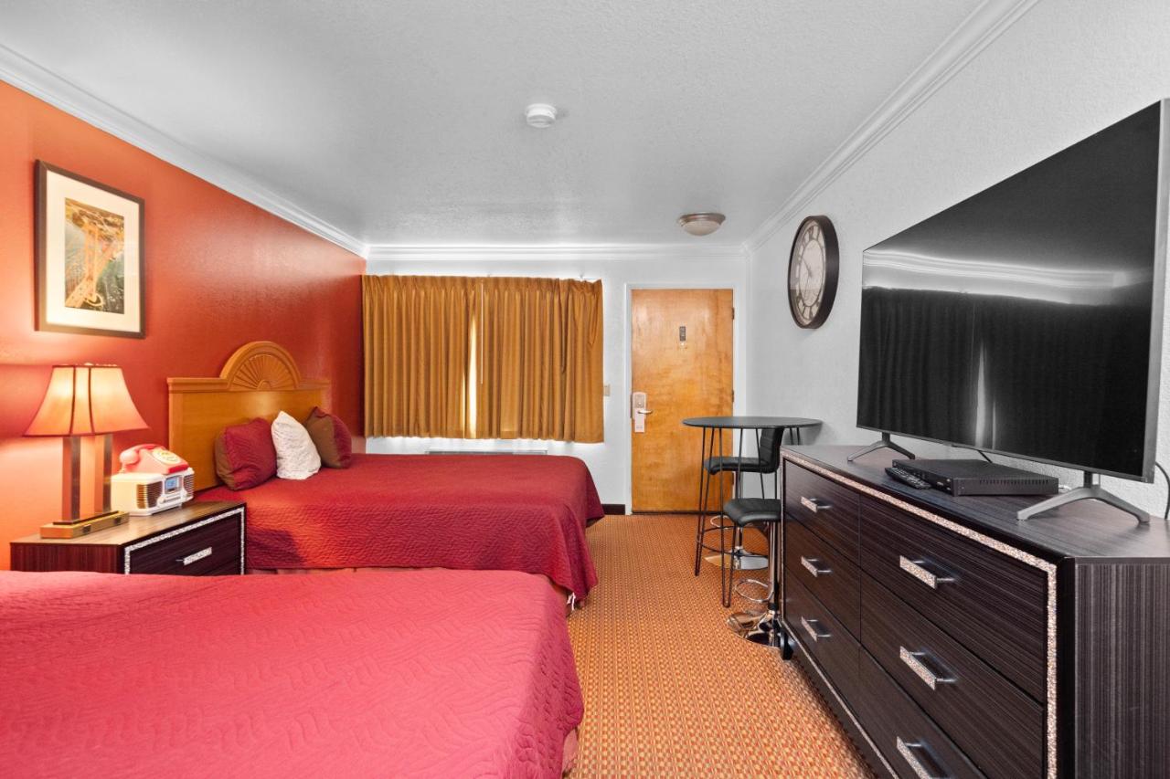 Americana Inn Motel — photo 16