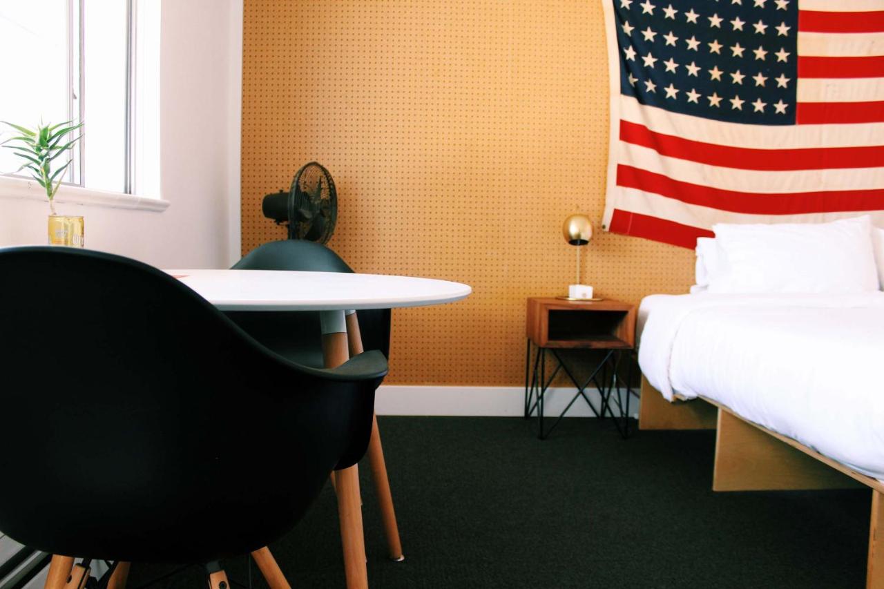 Amigo Motor Lodge — photo 15