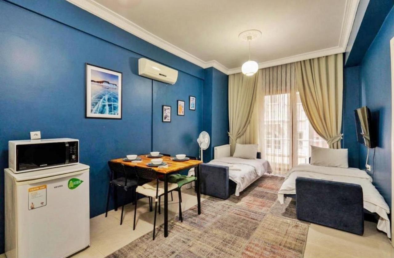 Laluna Hotel Near Grand Bazaar City Center - 2