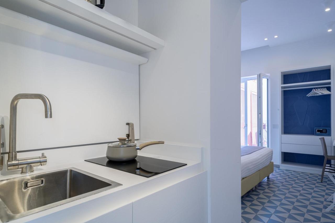 Capri Marina Suite - 3