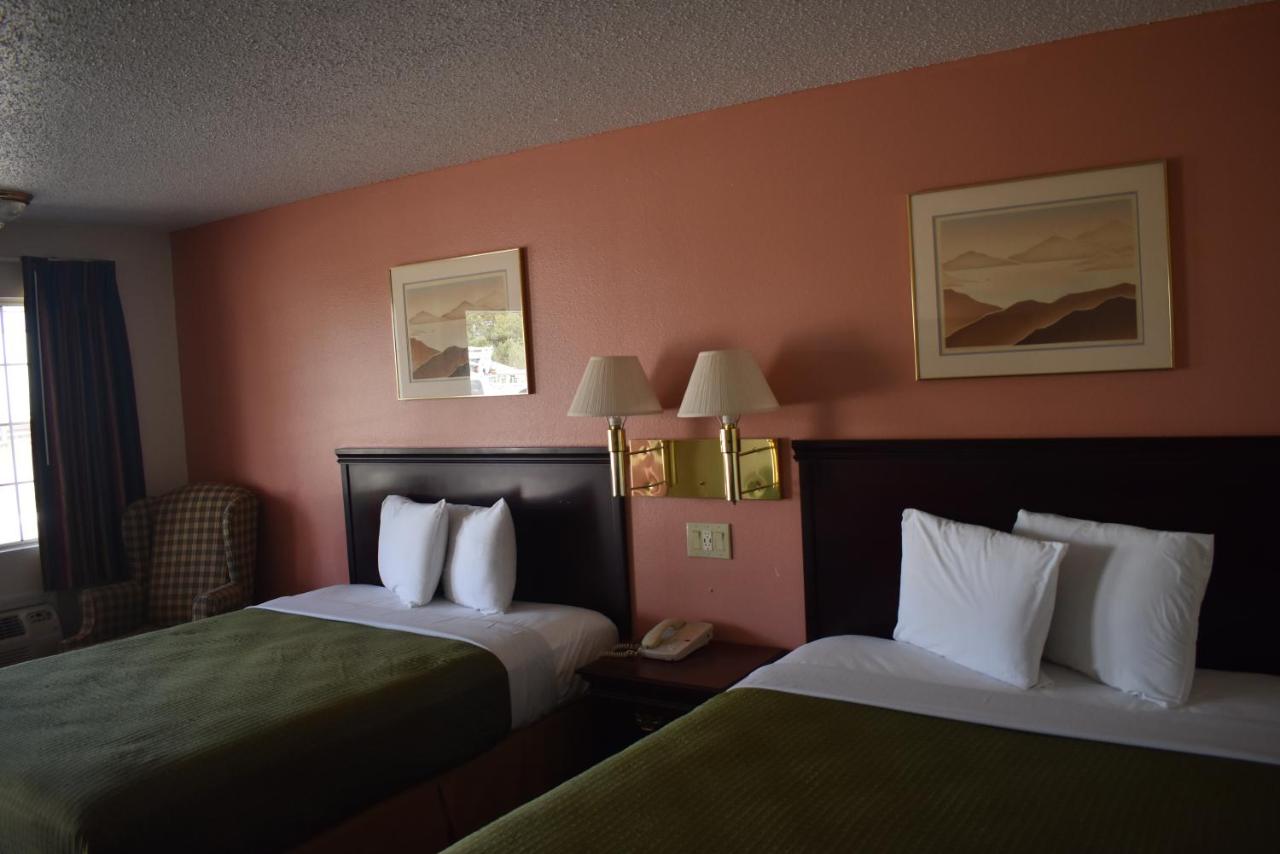 Royal Inn — photo 15