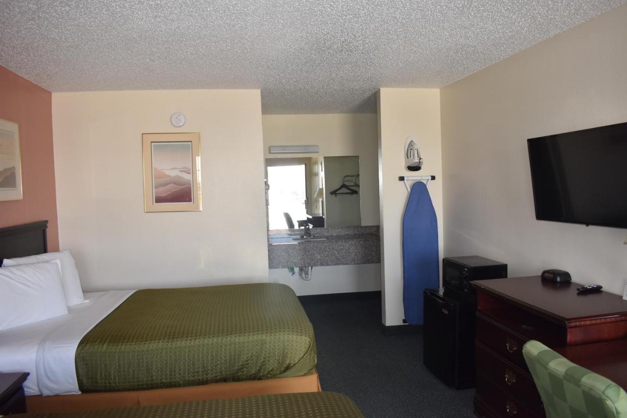 Royal Inn — photo 16