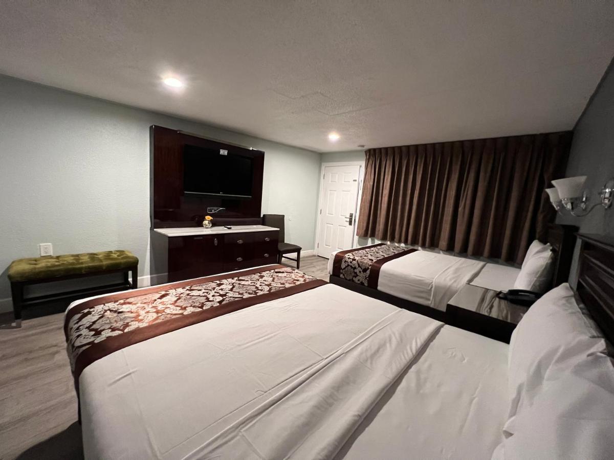 Relax Inn — photo 20