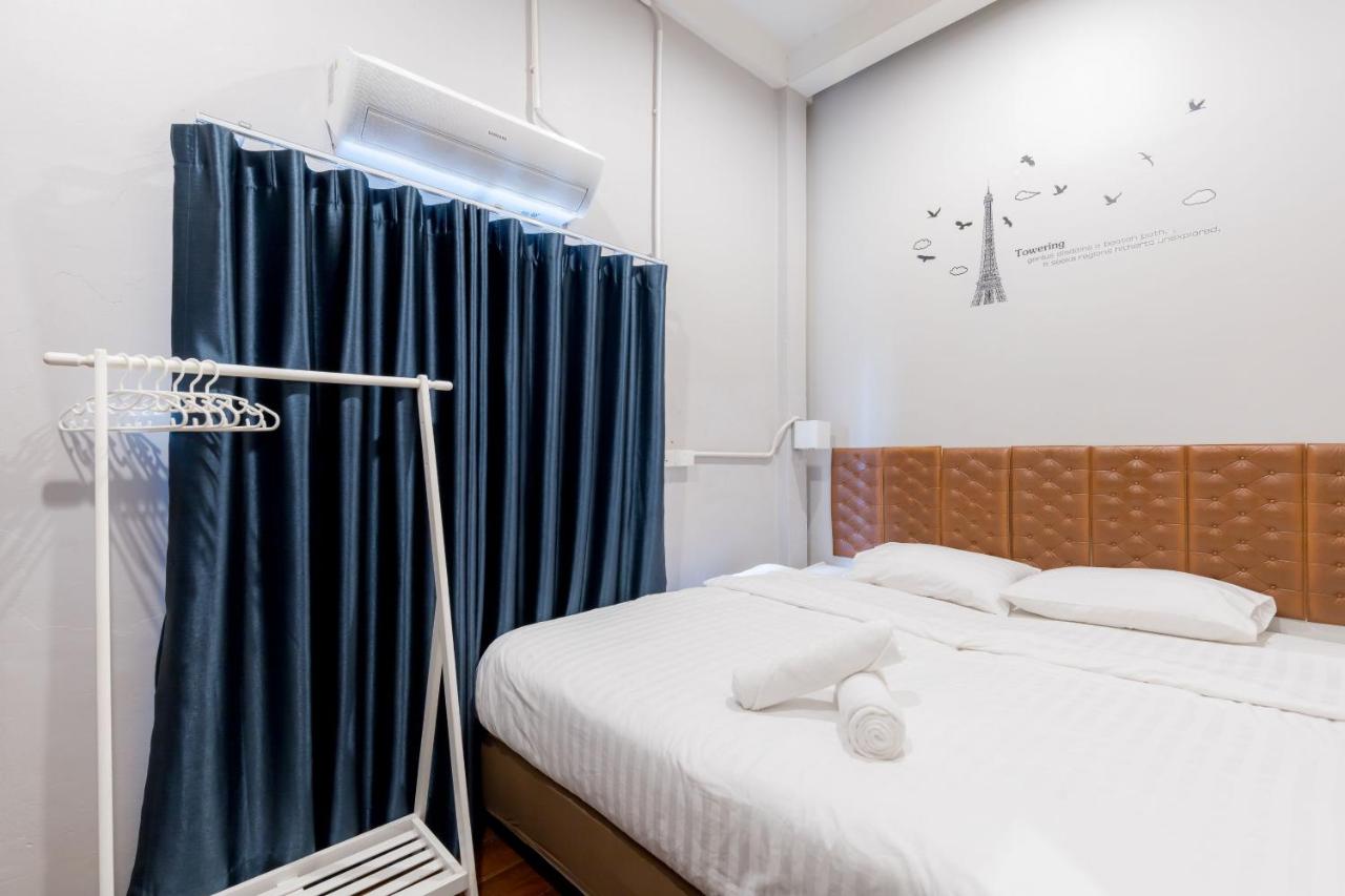 Lemon Siam Hostel Free Breakfast