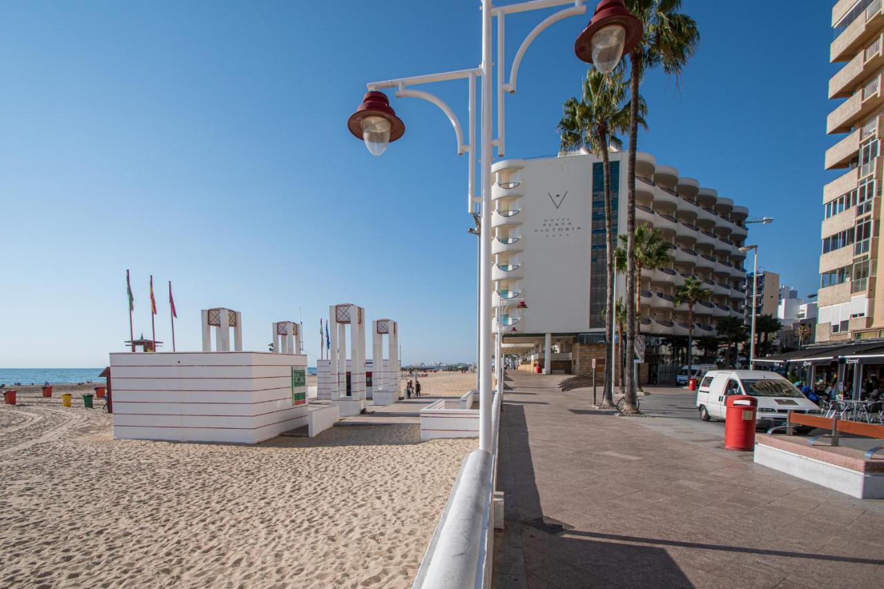 Beach: Loft Space - Time in Cádiz