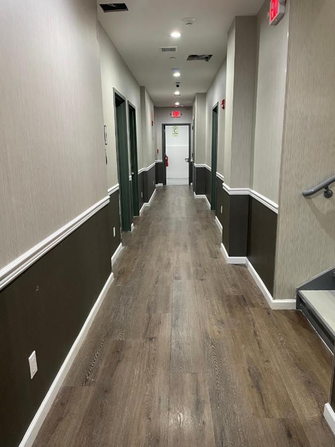 Kings Hotel — photo 10