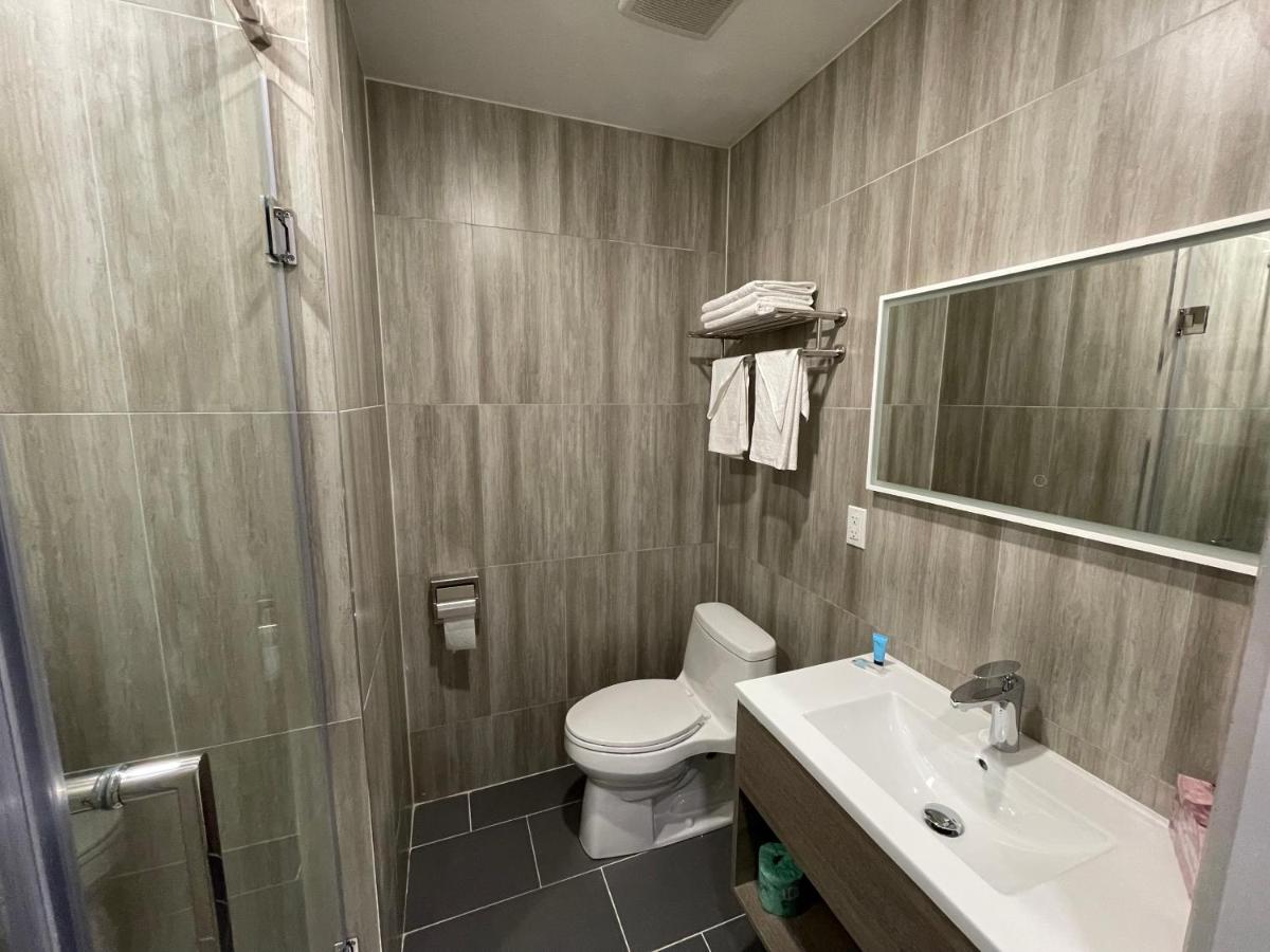 Kings Hotel — photo 12