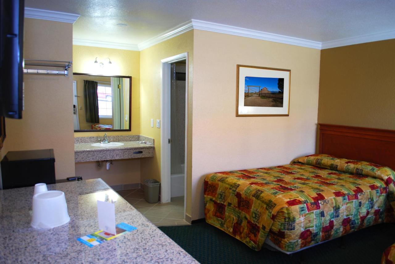 Best 5 Motel — photo 2
