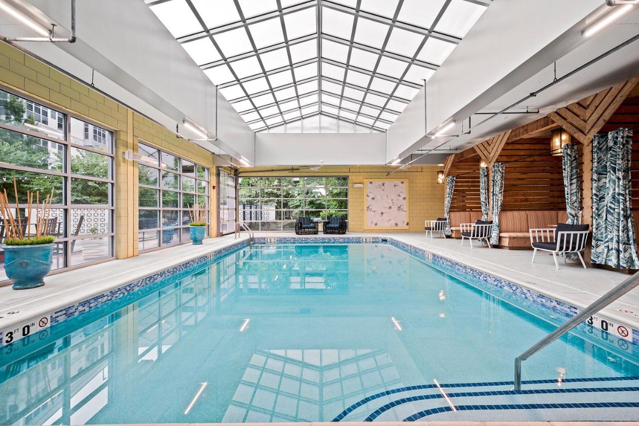 Heated swimming pool: Kasa South Side Pittsburgh