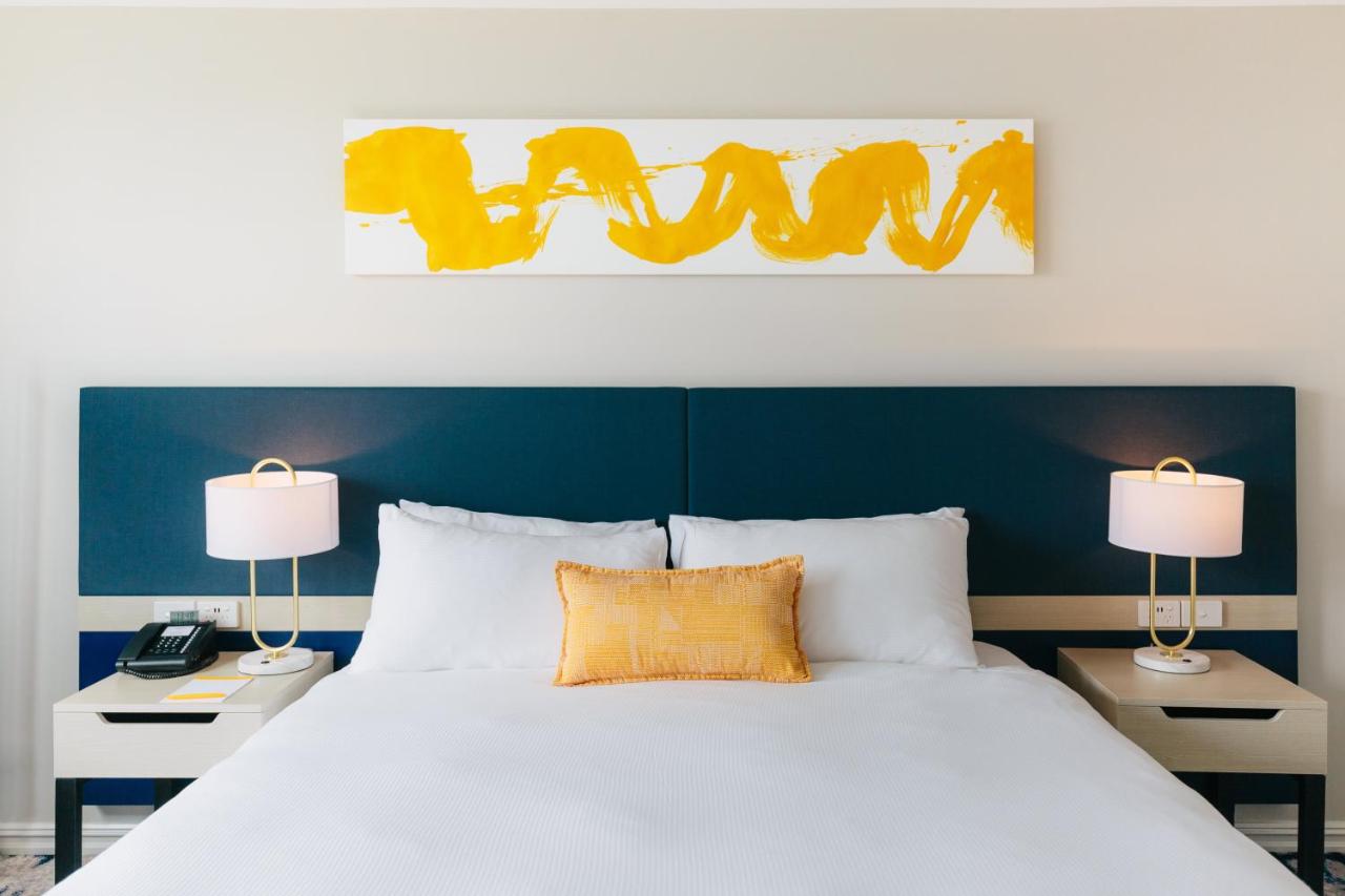 voco Gold Coast, an IHG Hotel photo