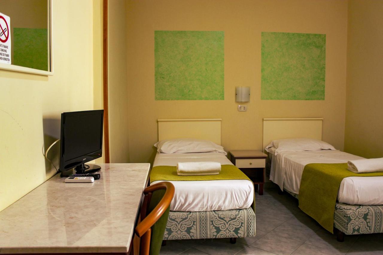 Hotel Garden Napoli - 5