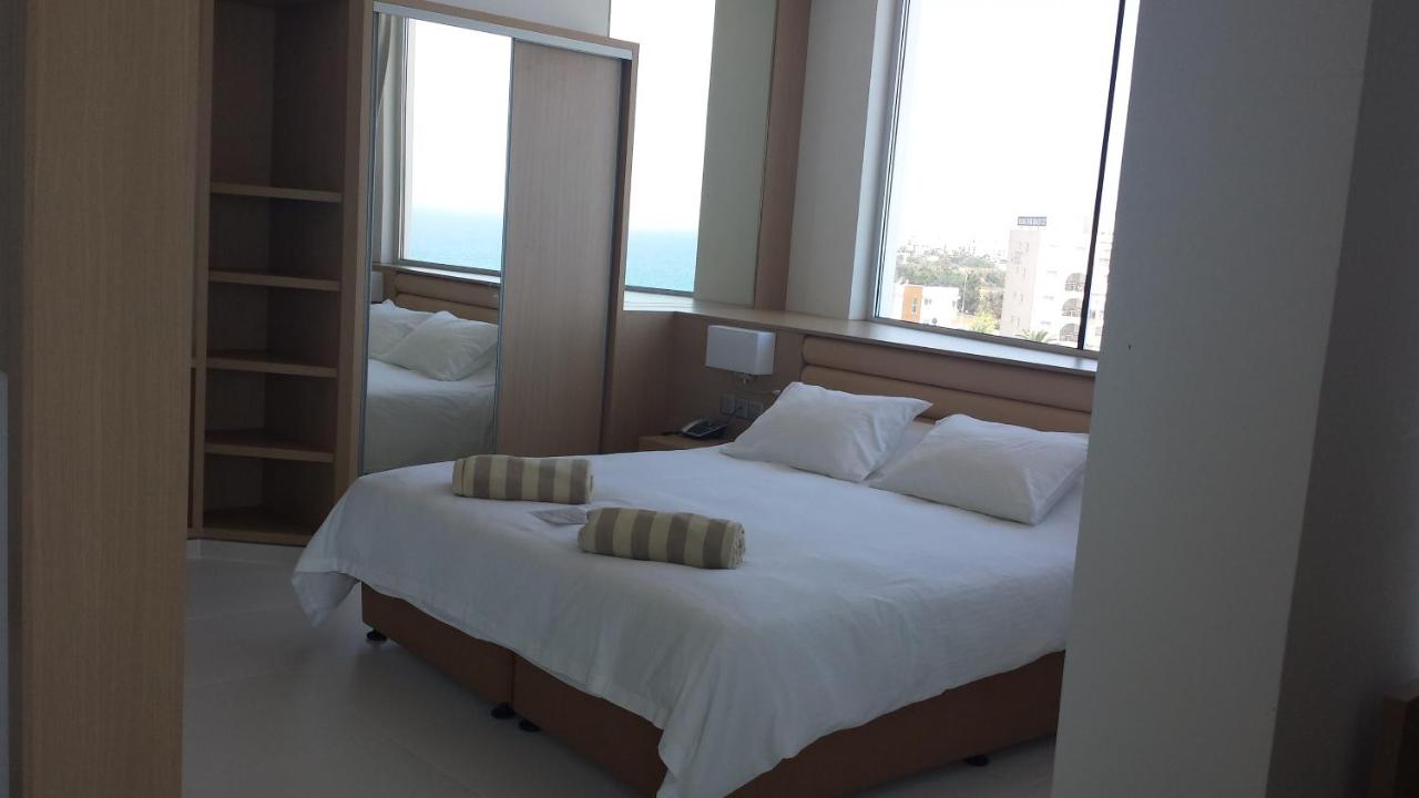 Vrissaki Beach Hotel photo