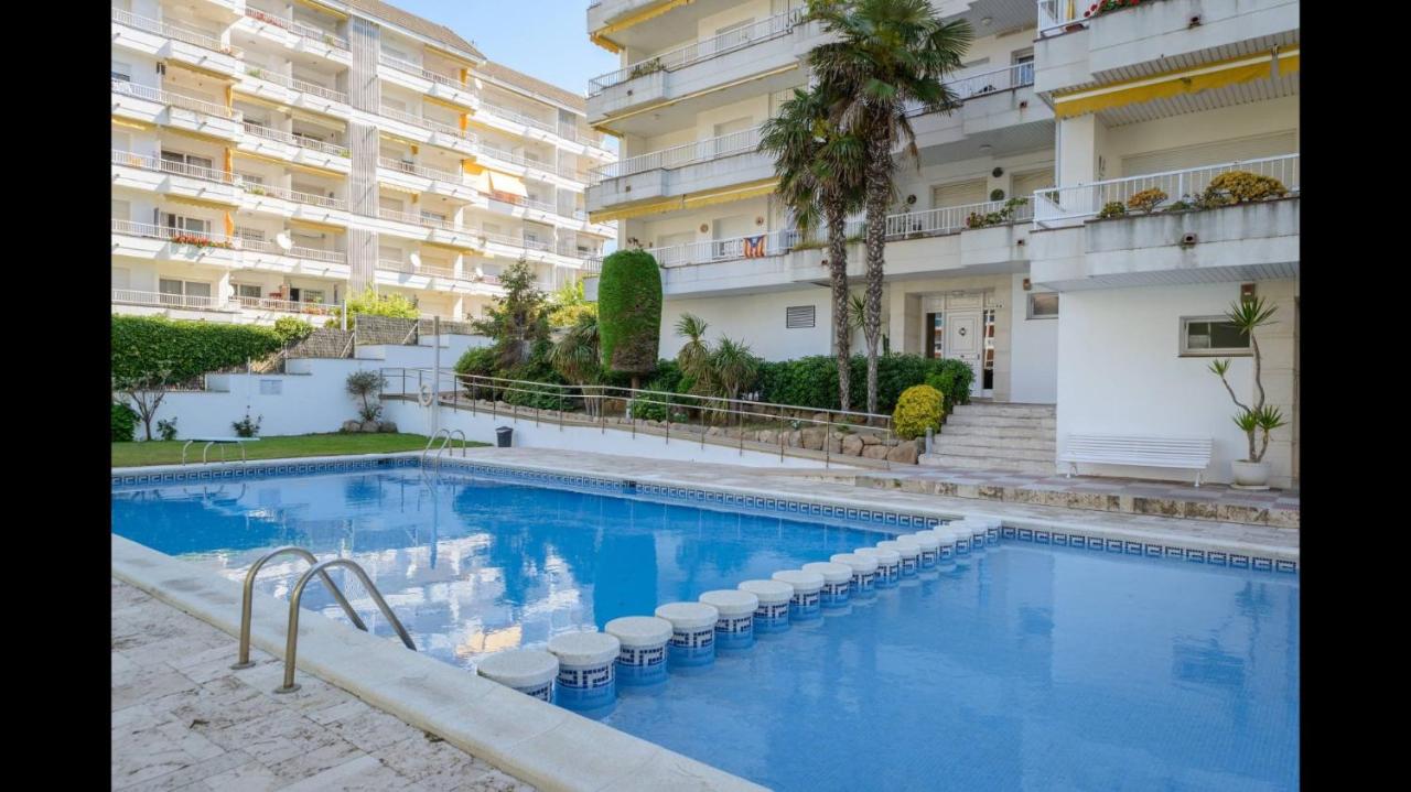 Romántico piso de la playa Fenals, Lloret de Mar – Updated ...