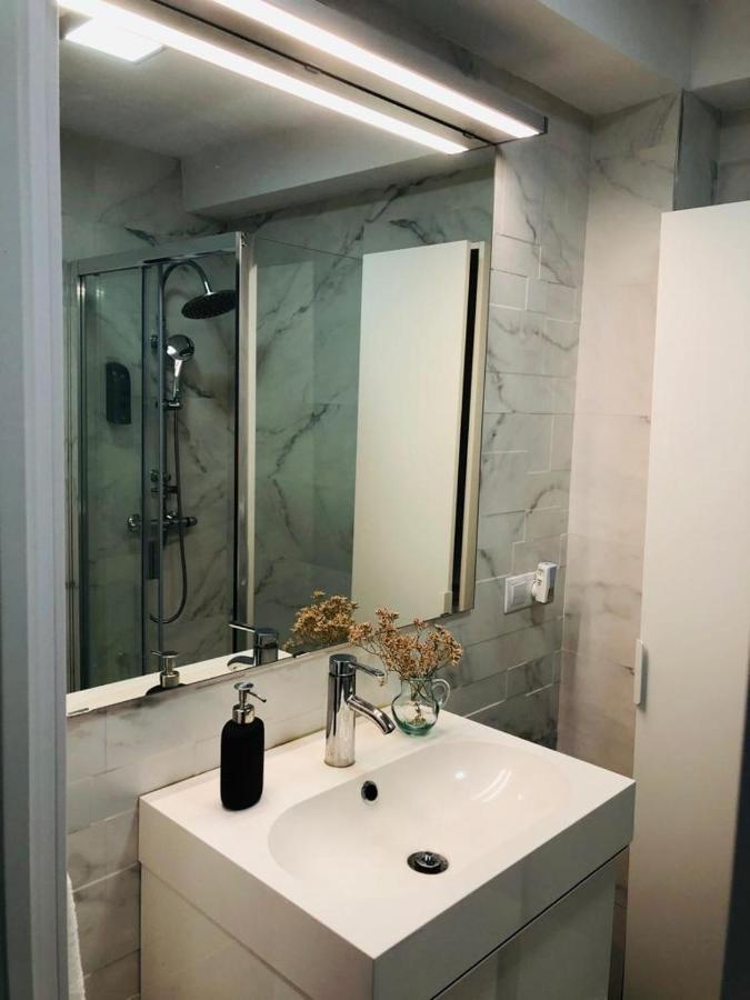 WISH SUITE REMEDIOS DE SEVILLA, Sevilla - Harga Terbaru 2022
