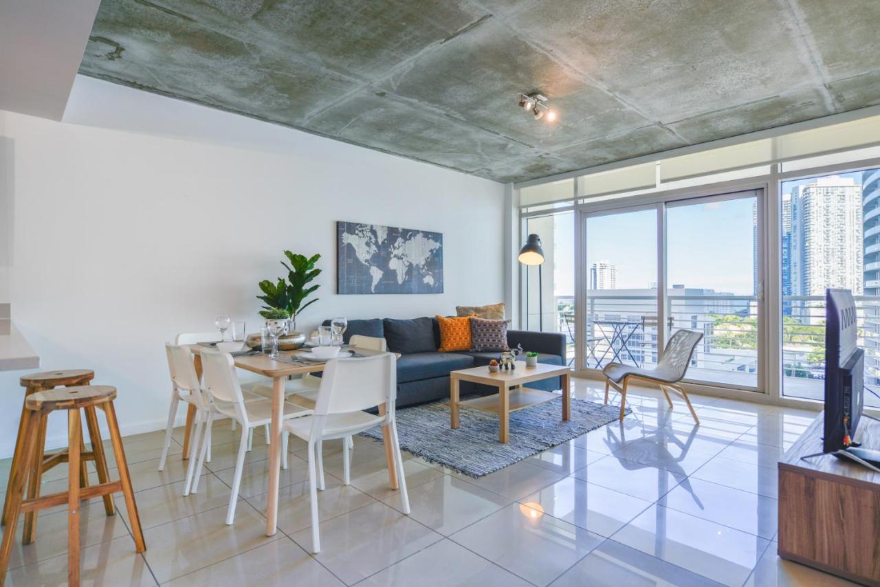 Relax Family Midtown - free parking & Great pool - 2