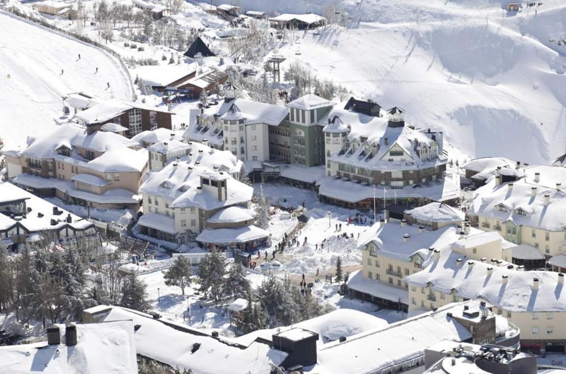 Little Rest Europa Sierra Nevada 8 pax, wifi, 2 garajes junto ...