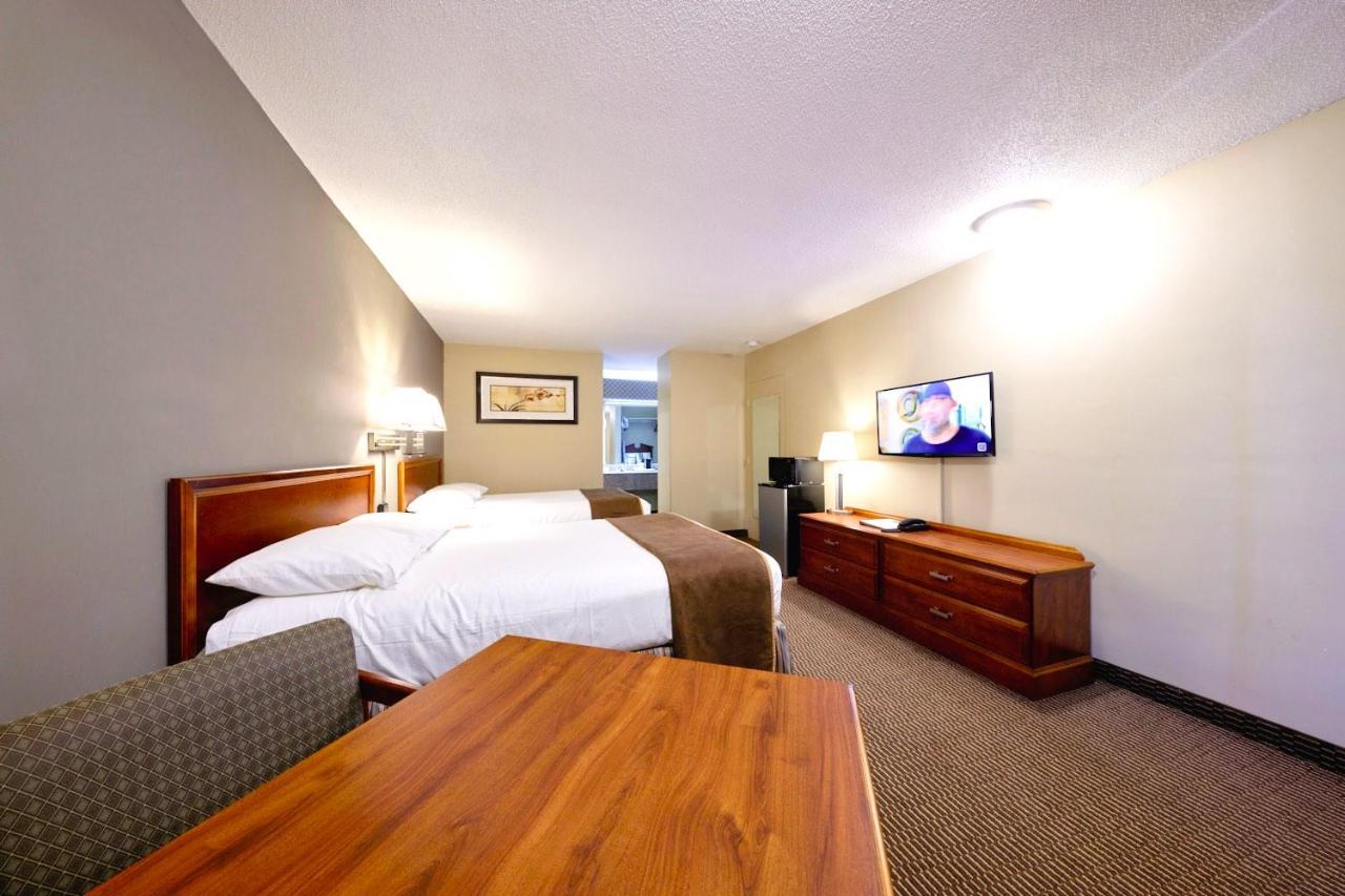 Regency Inn — photo 15
