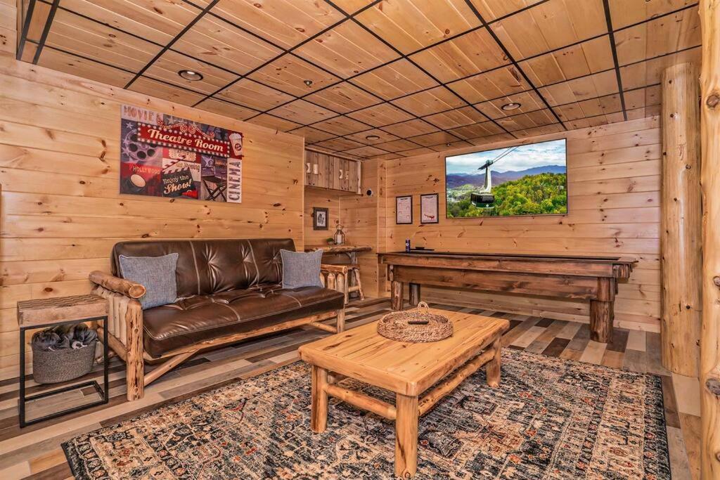 Roaring Fork Motel — photo 9
