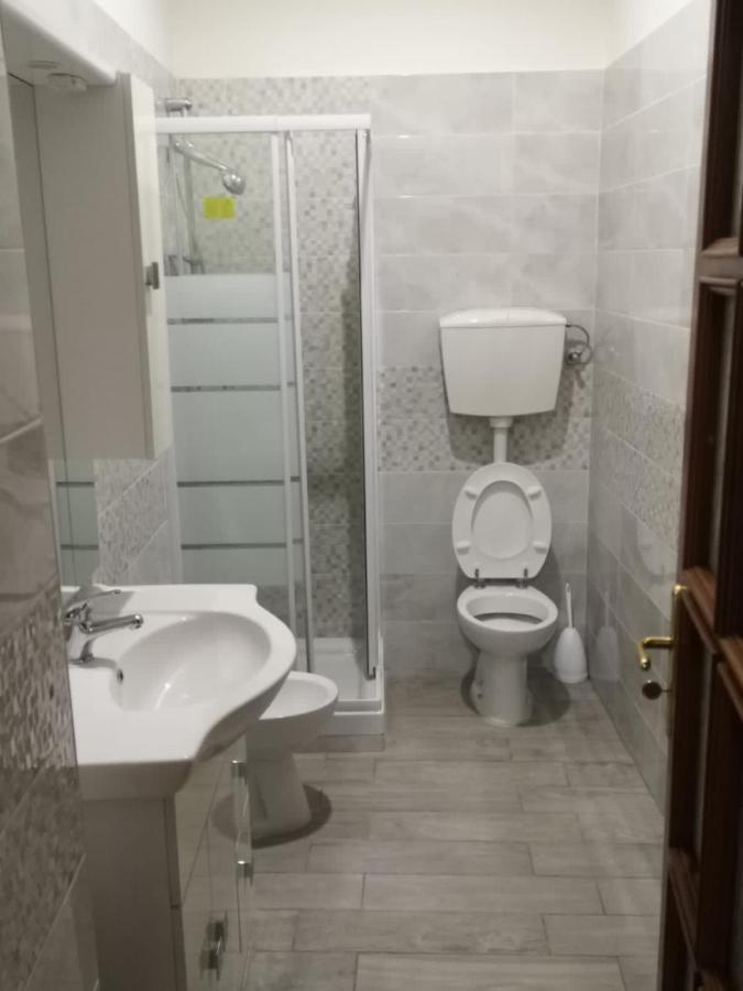 la casa di Ade - 2