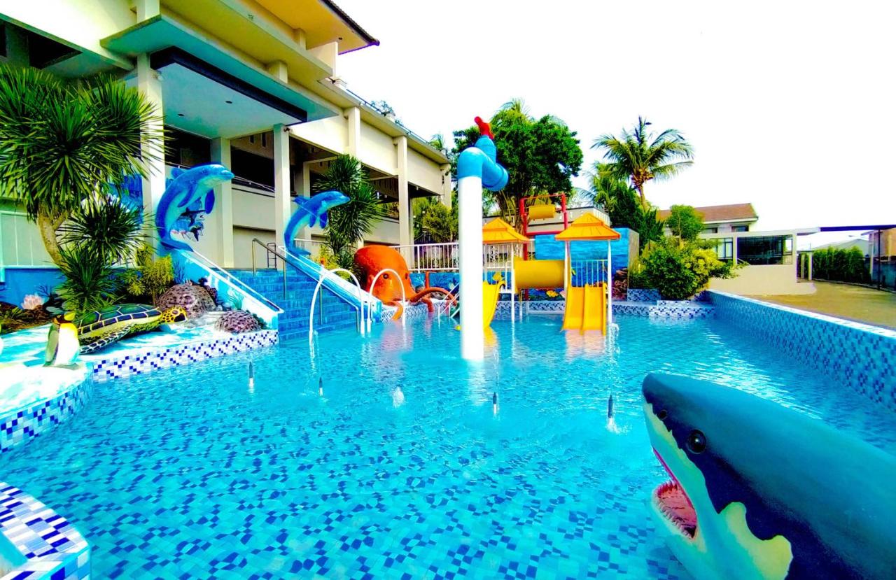 Water park: Kuraya Residence Lampung