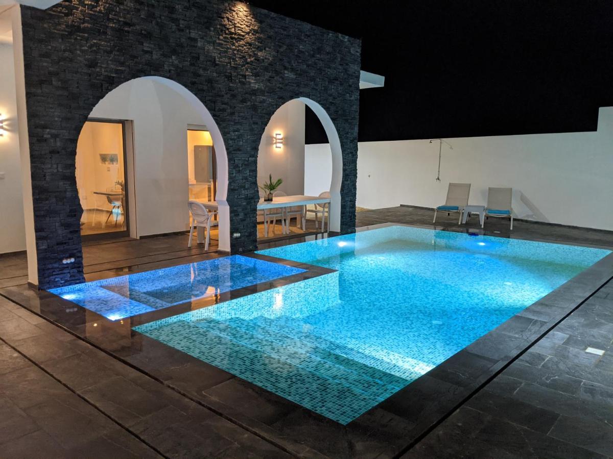 Heated swimming pool: Villa diamant - Ethic Village Djerba