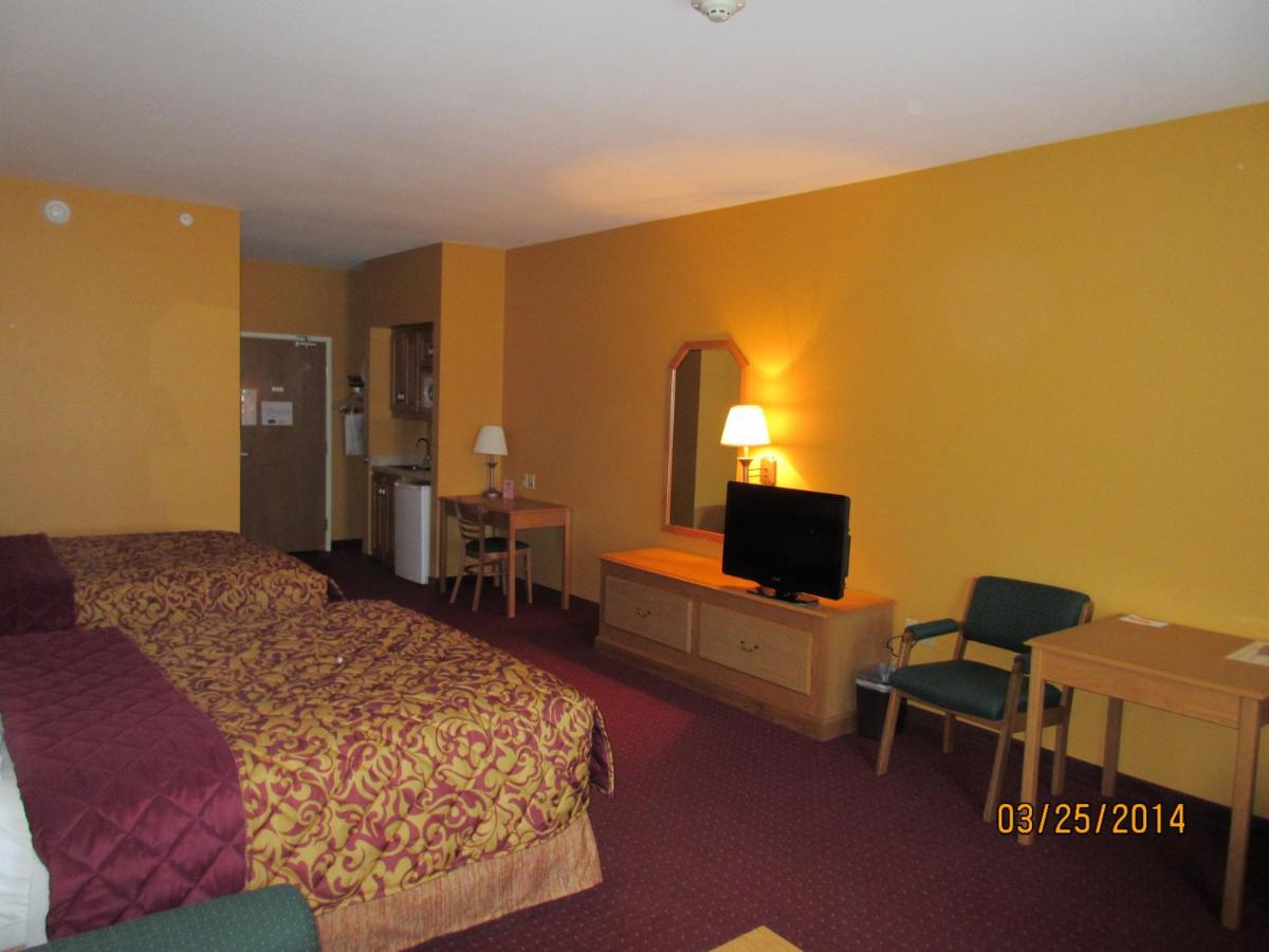 Parkfield Inn - Warsaw — photo 11