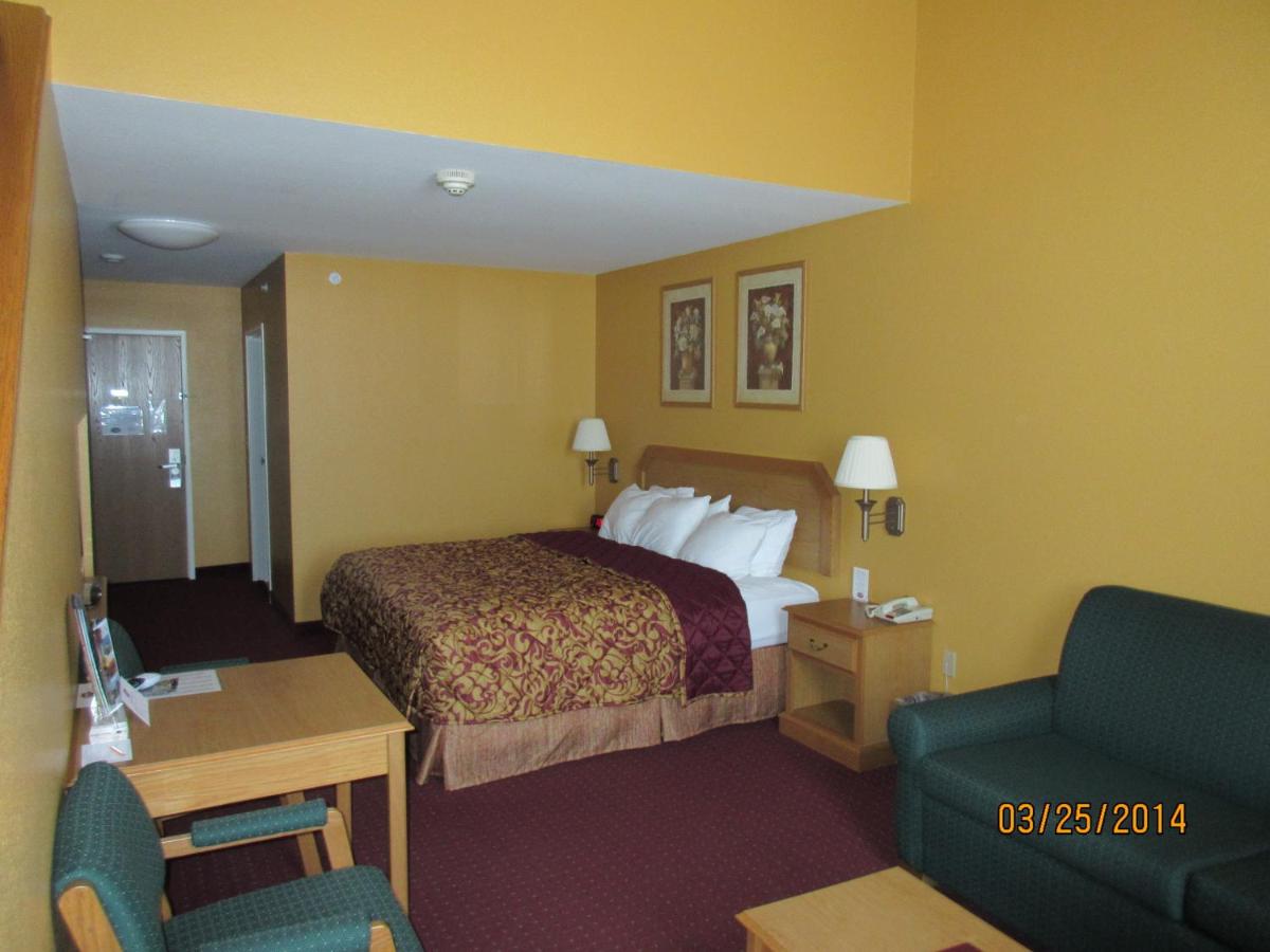 Parkfield Inn - Warsaw — photo 14