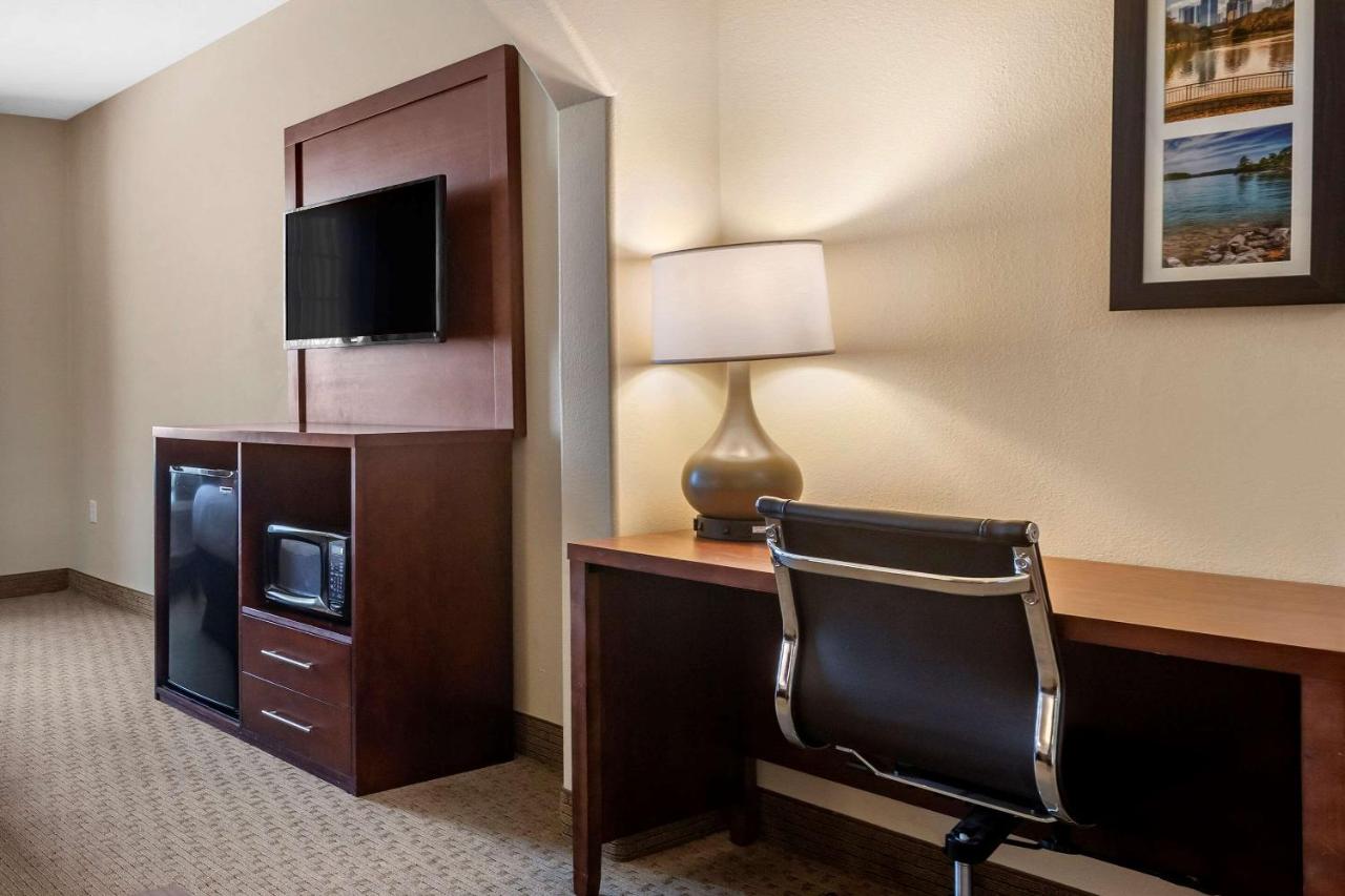 American Inn & Suites — photo 24